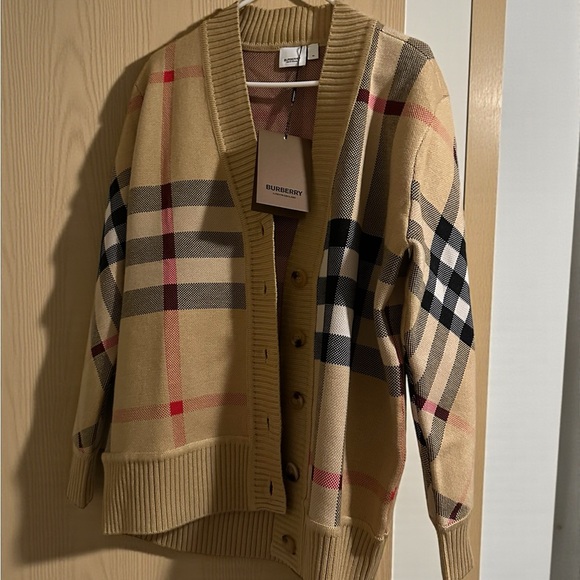 Burberry Sweaters - Burberry Tan and Red Knitwear